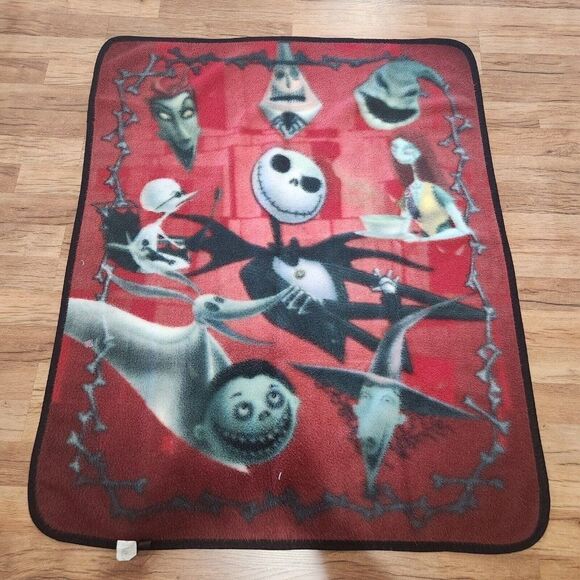 Disney NBC Nightmare Before Christmas Red throw Blanket Jack Lock Stock Barrel - Picture 1 of 5